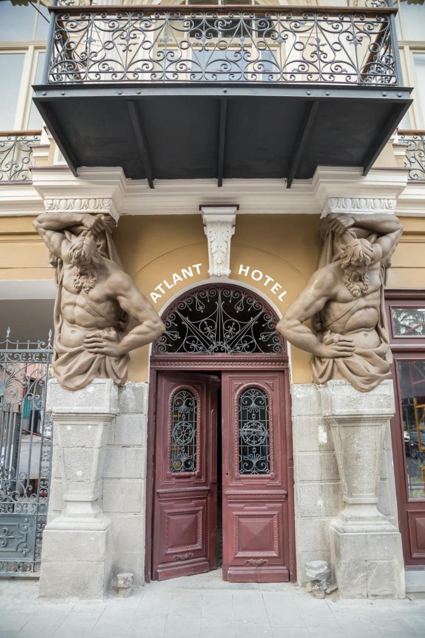 Atlant Hotel Tbilisi Exteriör bild
