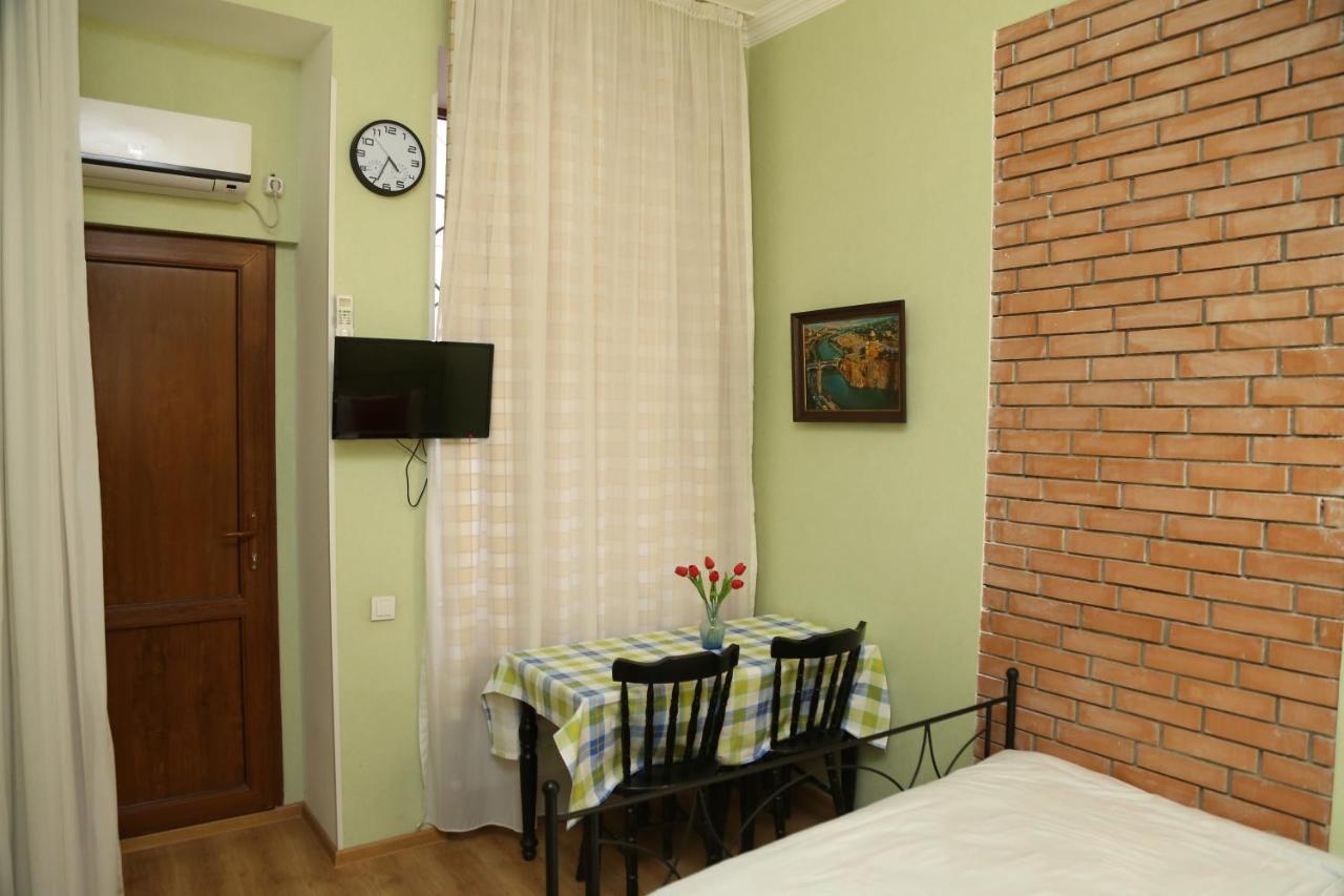 Atlant Hotel Tbilisi Exteriör bild